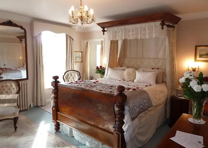 Queen Anne House